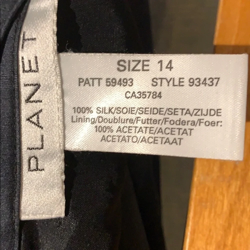 PLANET 100%Silk Pencil Skirt